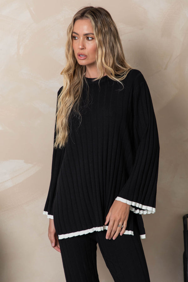 Fleur Knit Top - Black With Ivory Trim - The Self Styler