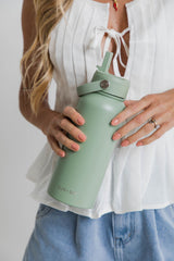 *LIMITED EDITION* Flynn 1L Water Bottle - Sage Green - Suni and Sol - The Self Styler