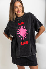 Sunrise Relaxed-Fit Graphic Tee - Black - The Self Styler